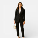 Amara – Women’s tailored blazer and pants set