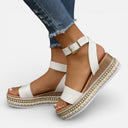 Dames sandalen met plateauzool, bandjes en comfortabele zool