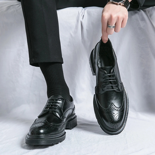 Edward Men’s Oxford Shoes – Leather Wingtip Brogues