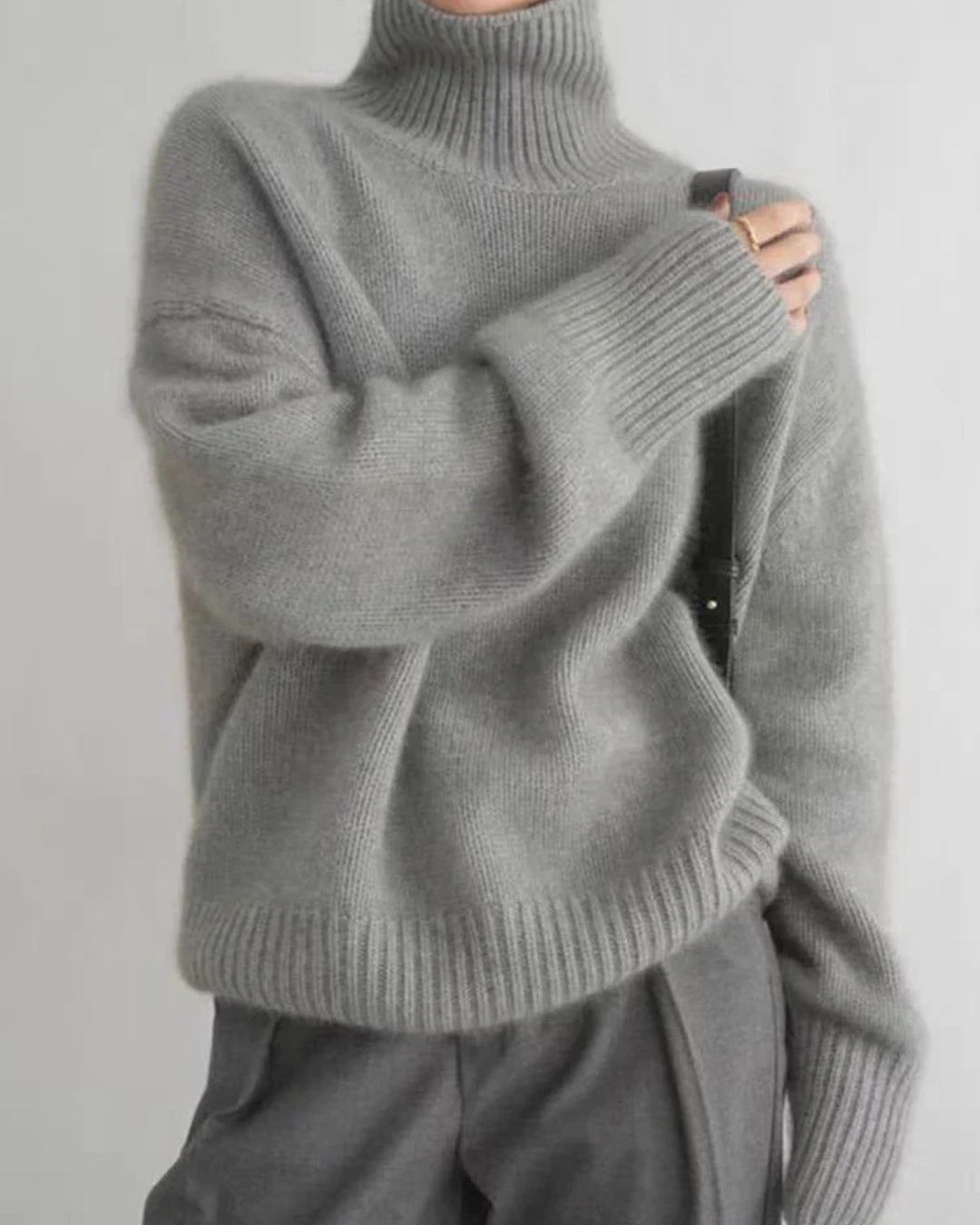Aria Women’s Cashmere Sweater – Long Sleeve High Neck Pullover