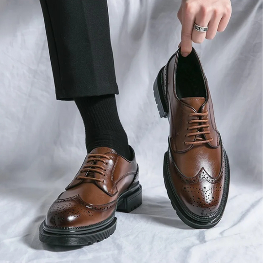 Edward Men’s Oxford Shoes – Leather Wingtip Brogues