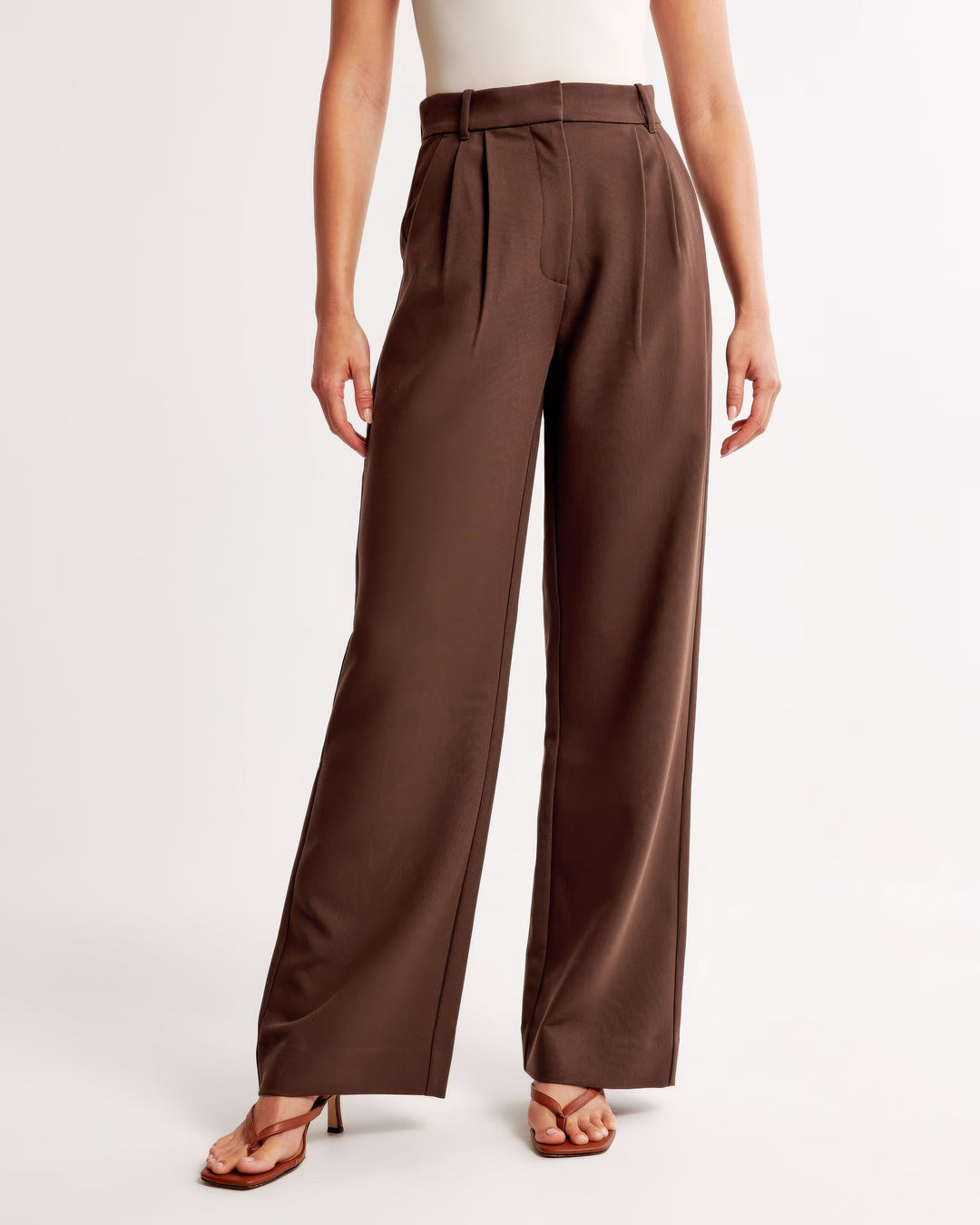 Claudine – Pleated High Waist Trousers with Tailored Fit