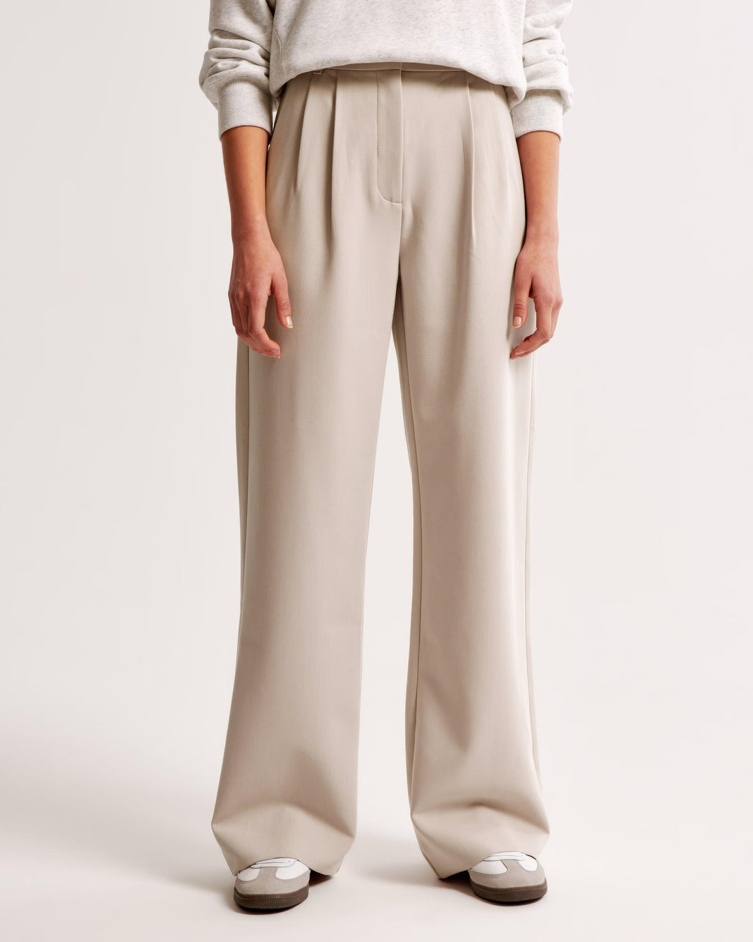 Claudine – Pleated High Waist Trousers with Tailored Fit