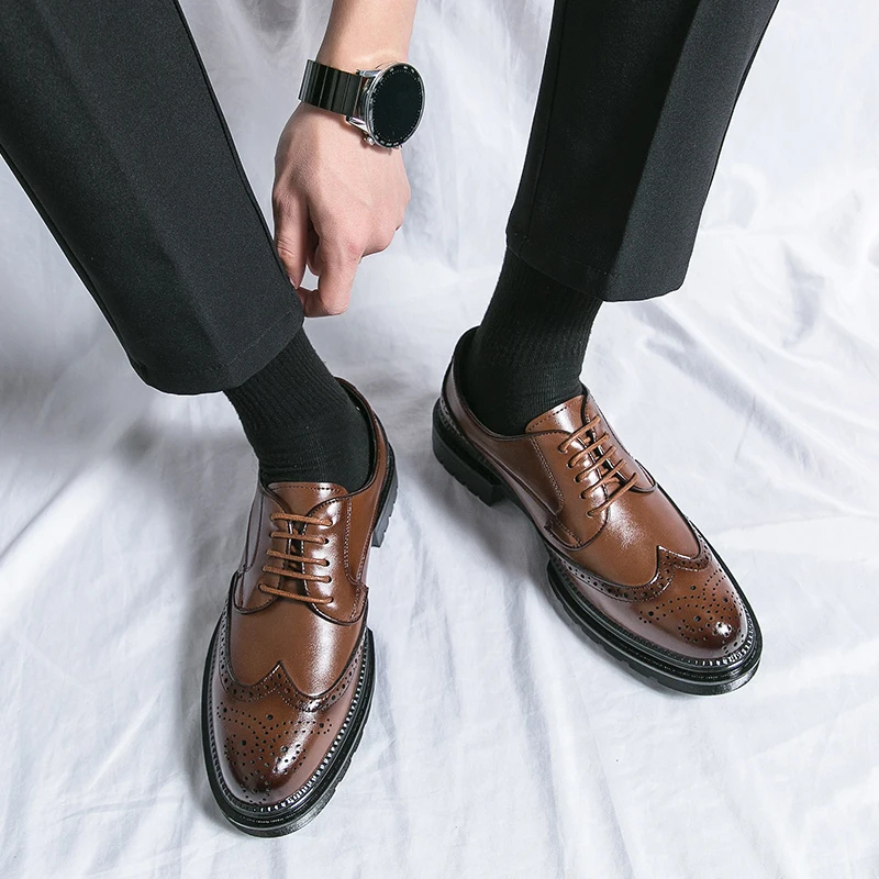 Edward Men’s Oxford Shoes – Leather Wingtip Brogues