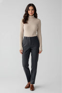 Barclay & Bloom | Women’s Ribbed Roll-Neck Slim Fit Jumper