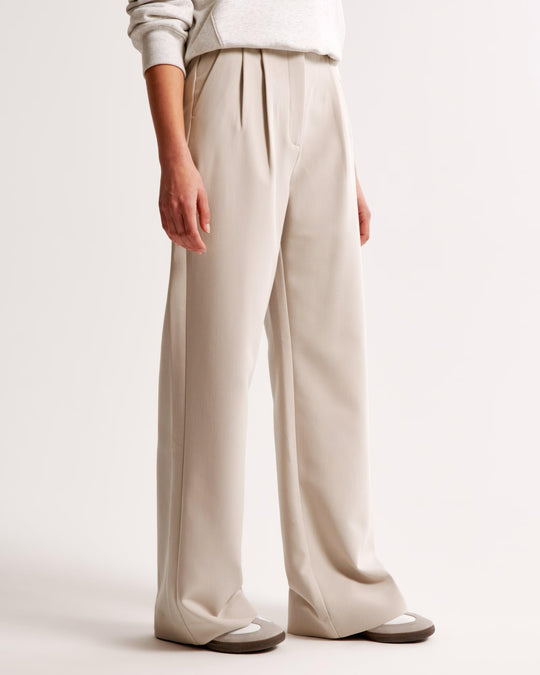 Claudine – Pleated High Waist Trousers with Tailored Fit
