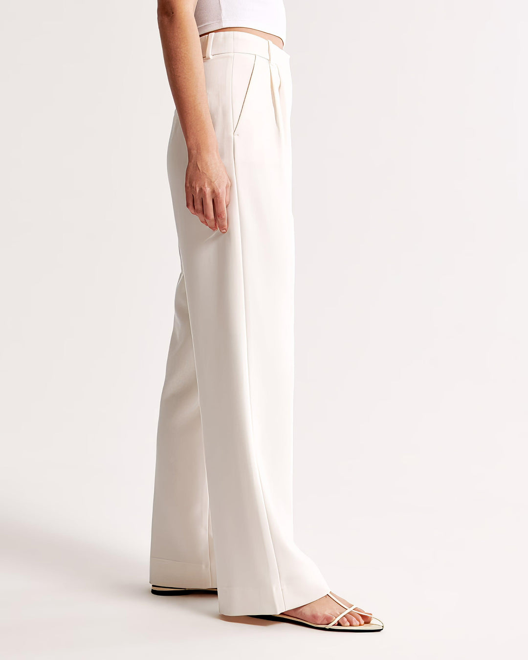 Claudine – Pleated High Waist Trousers with Tailored Fit
