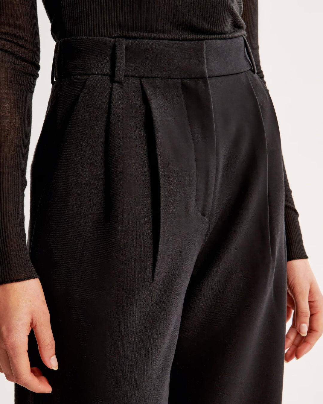 Claudine – Pleated High Waist Trousers with Tailored Fit