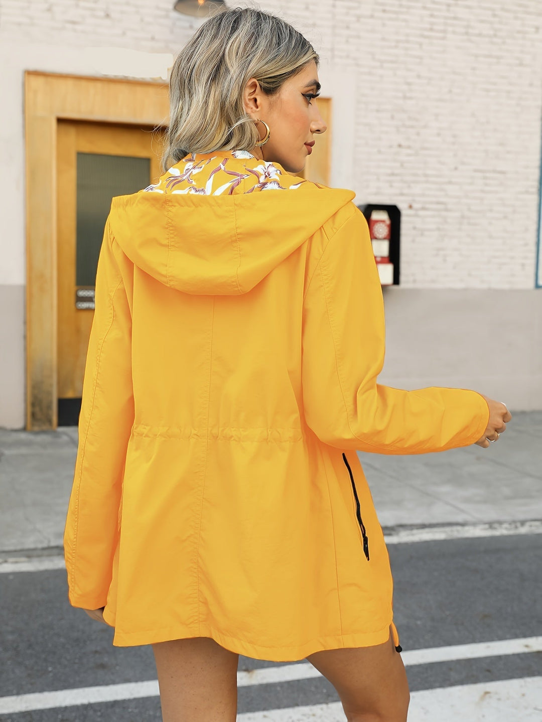 Liora – Dames lichtgewicht windjack met capuchon