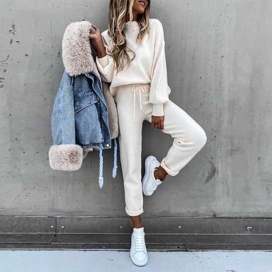 Sienna – Women’s two-piece knit lounge set