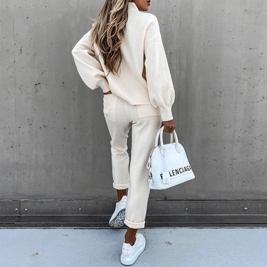 Sienna – Women’s two-piece knit lounge set