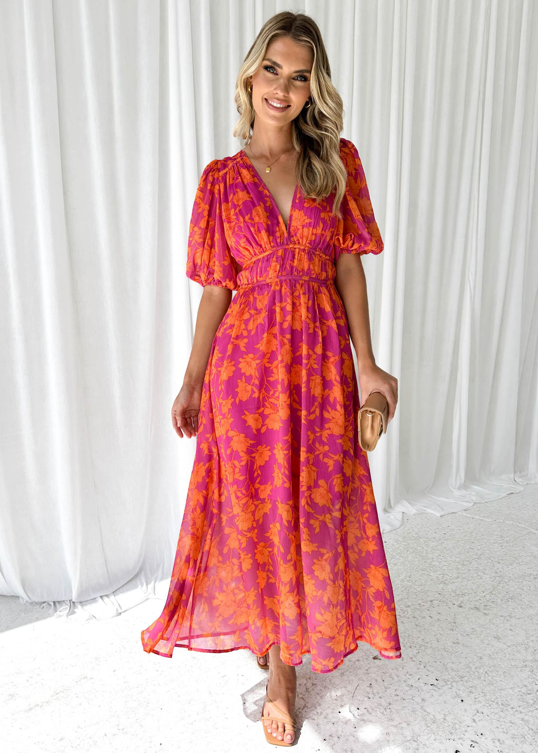 Kaya – Women’s V-Neck Maxi Dress