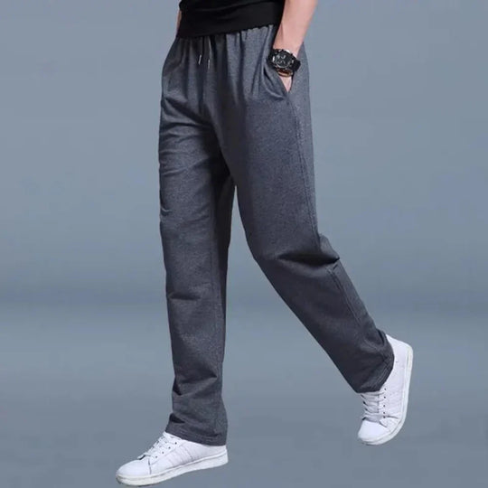 Wilson Men’s Sweatpants – Regular Fit Drawstring Trousers