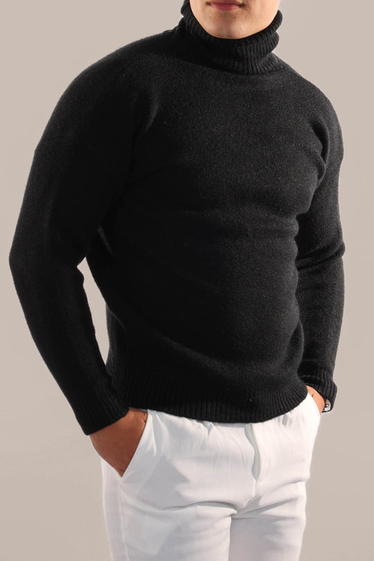 Reginald – Men’s Classic Turtleneck Sweater