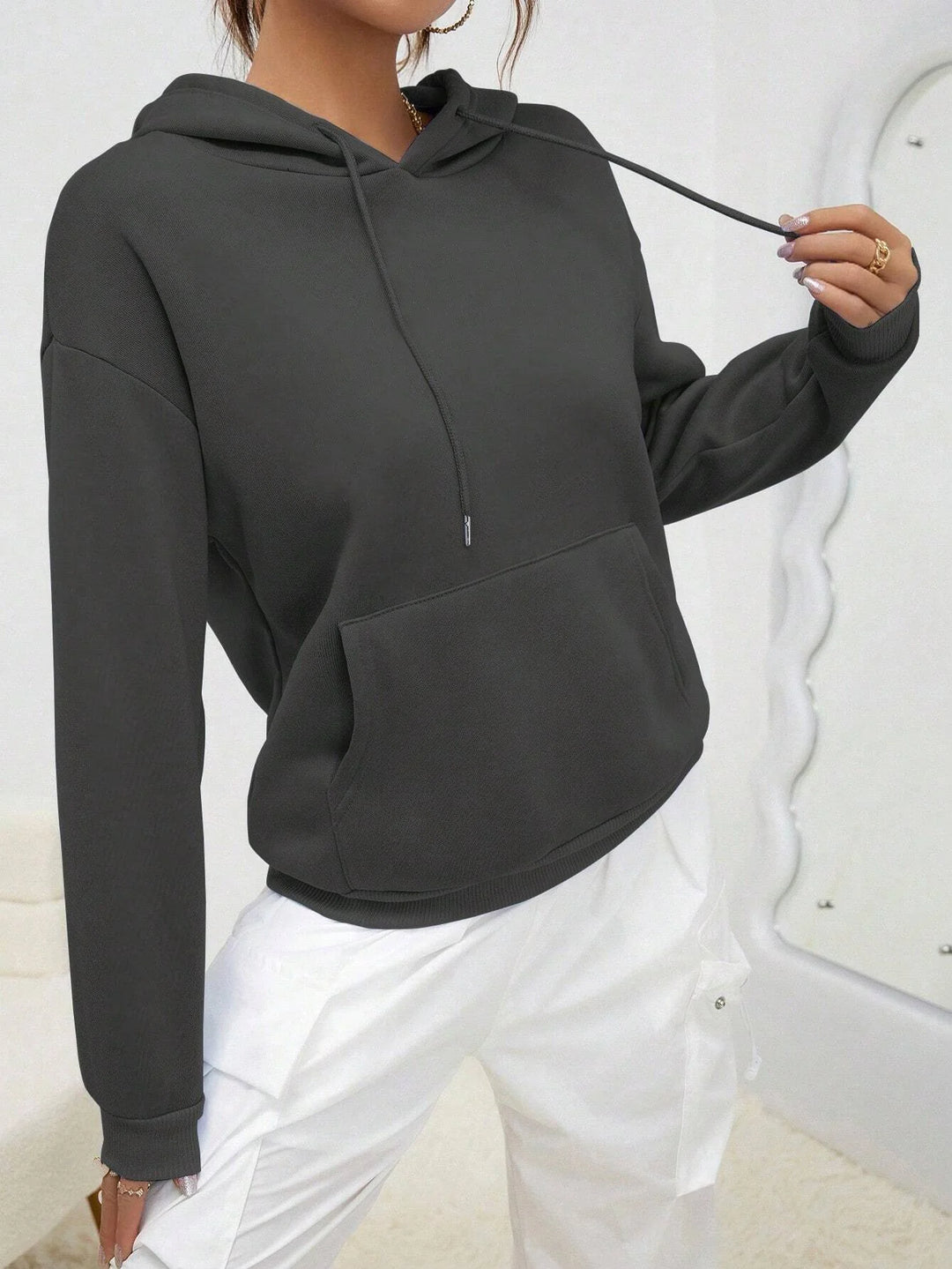 Nahla – Solid Color Fleece Hoodie with Pocket