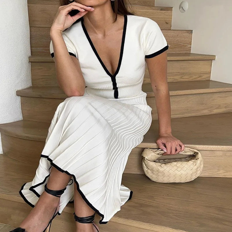 Elona – Pleated Skirt & Crop Top Two-Piece Outfit