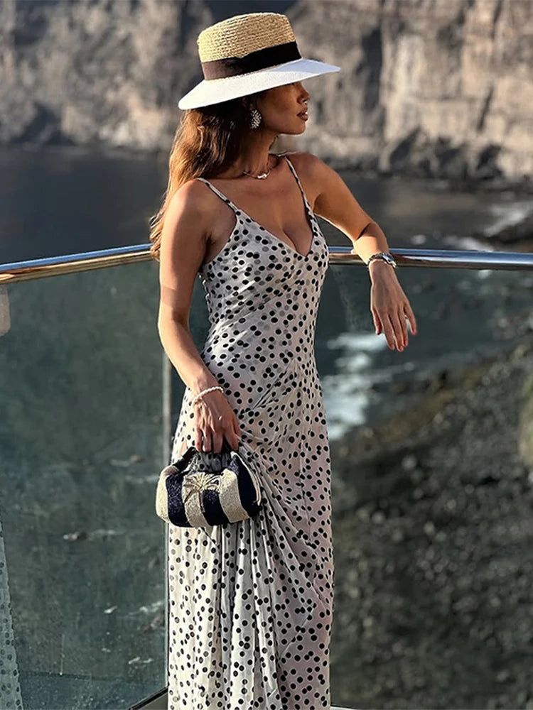 Lora – Polka Dot Sleeveless A-Line Maxi Dress with V-Neck