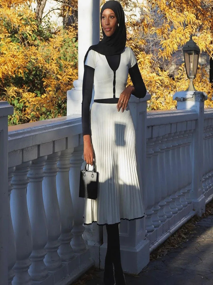 Elona – Pleated Skirt & Crop Top Two-Piece Outfit