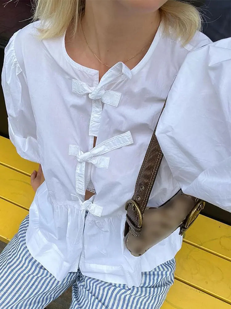 Lily - Retro Streetwear Blouse