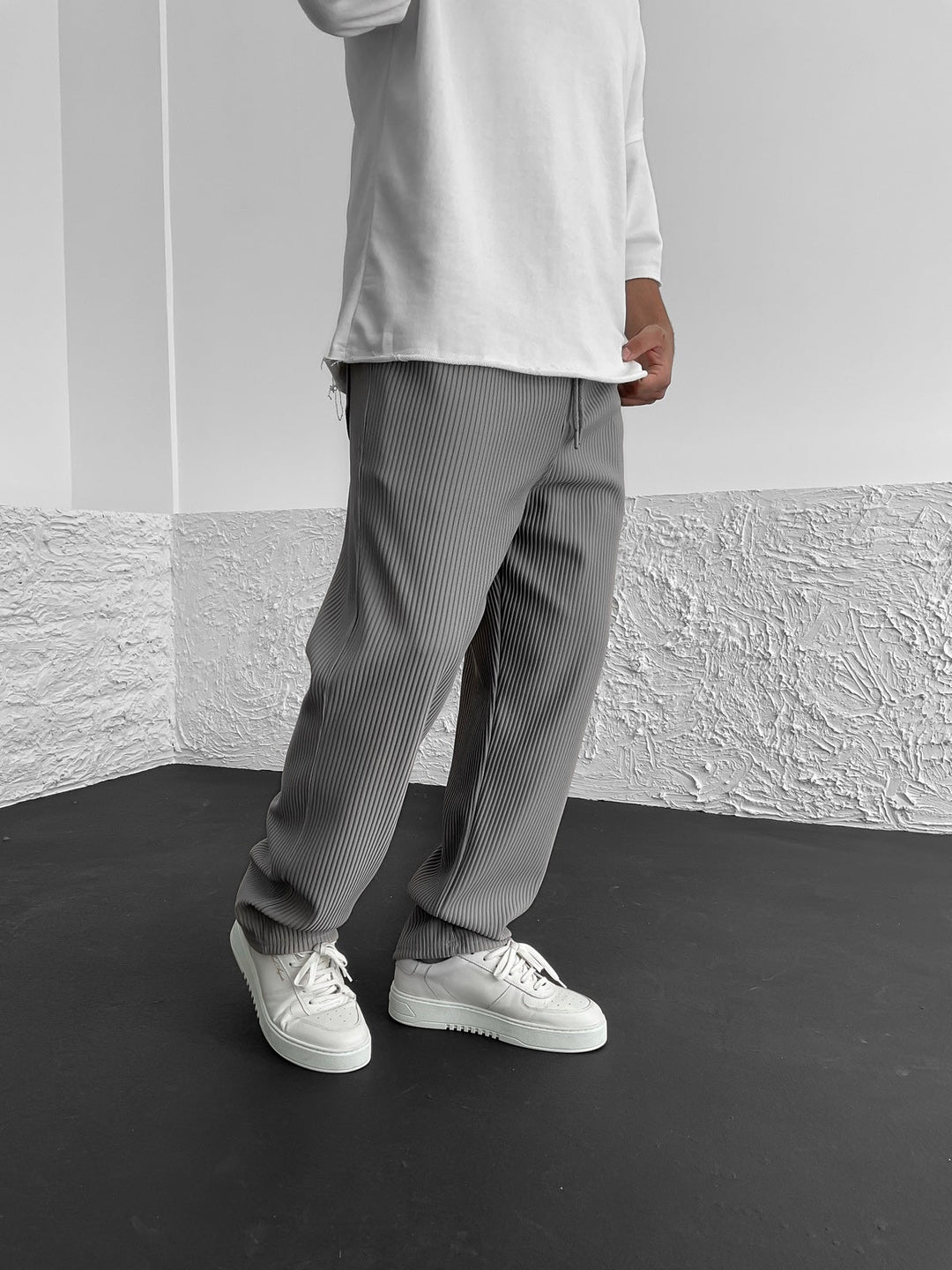 Milan – Ribbed Knit Men’s Pants