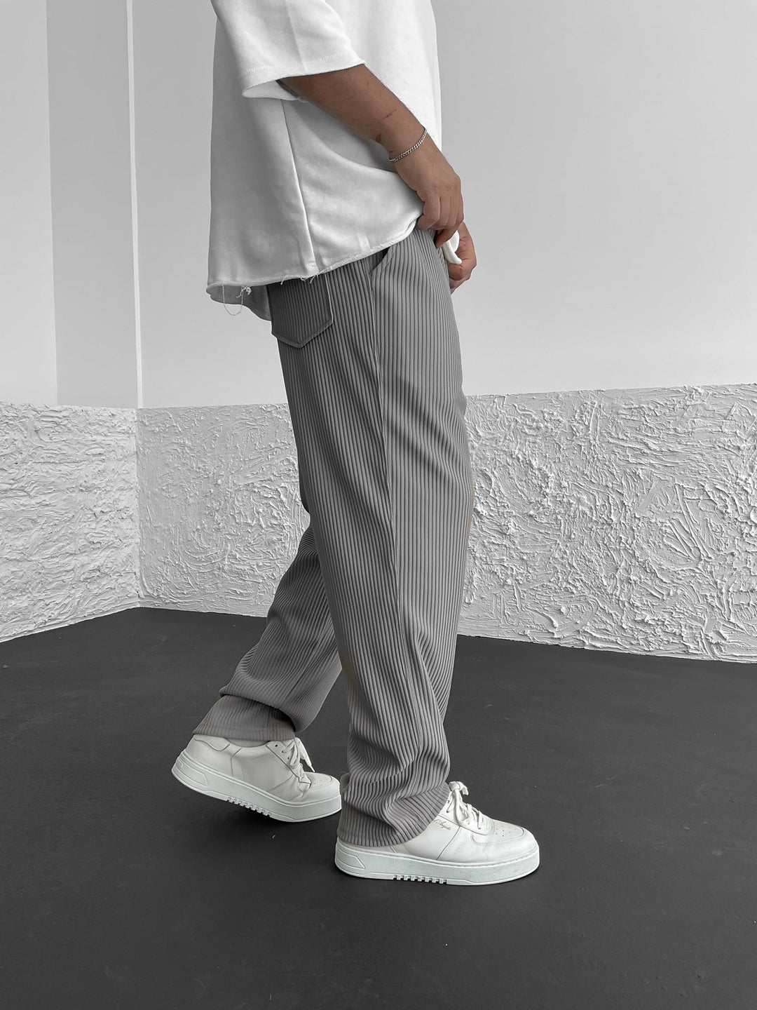 Milan – Ribbed Knit Men’s Pants
