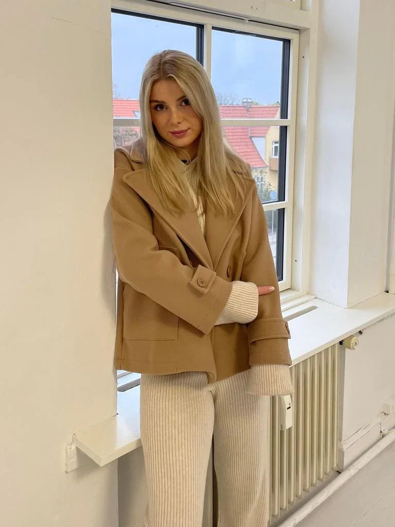 Camille – Women’s double-breasted wool blend coat