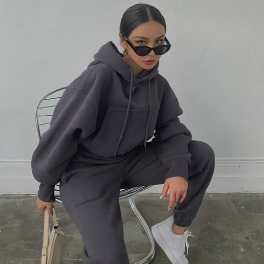 Arden – Women’s two-piece loungewear set with hoodie and joggers