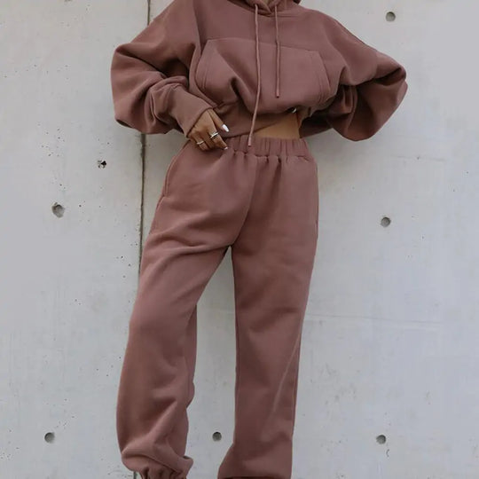 Arden – Women’s two-piece loungewear set with hoodie and joggers