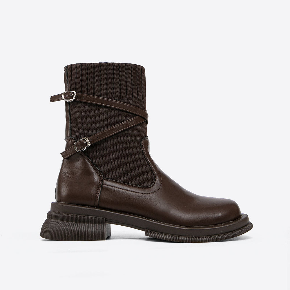 Selena – Women’s black ankle boots with knit detail