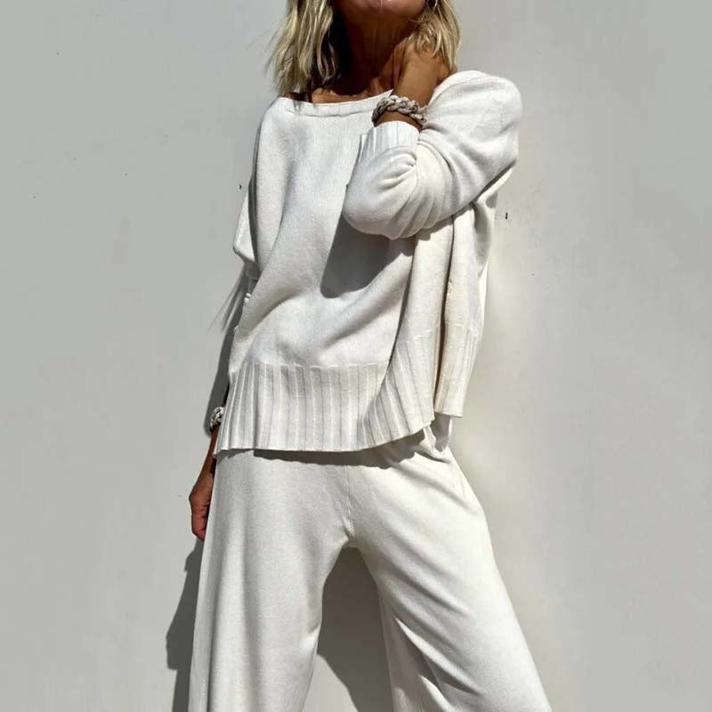 Cato – Women’s two-piece knit lounge set